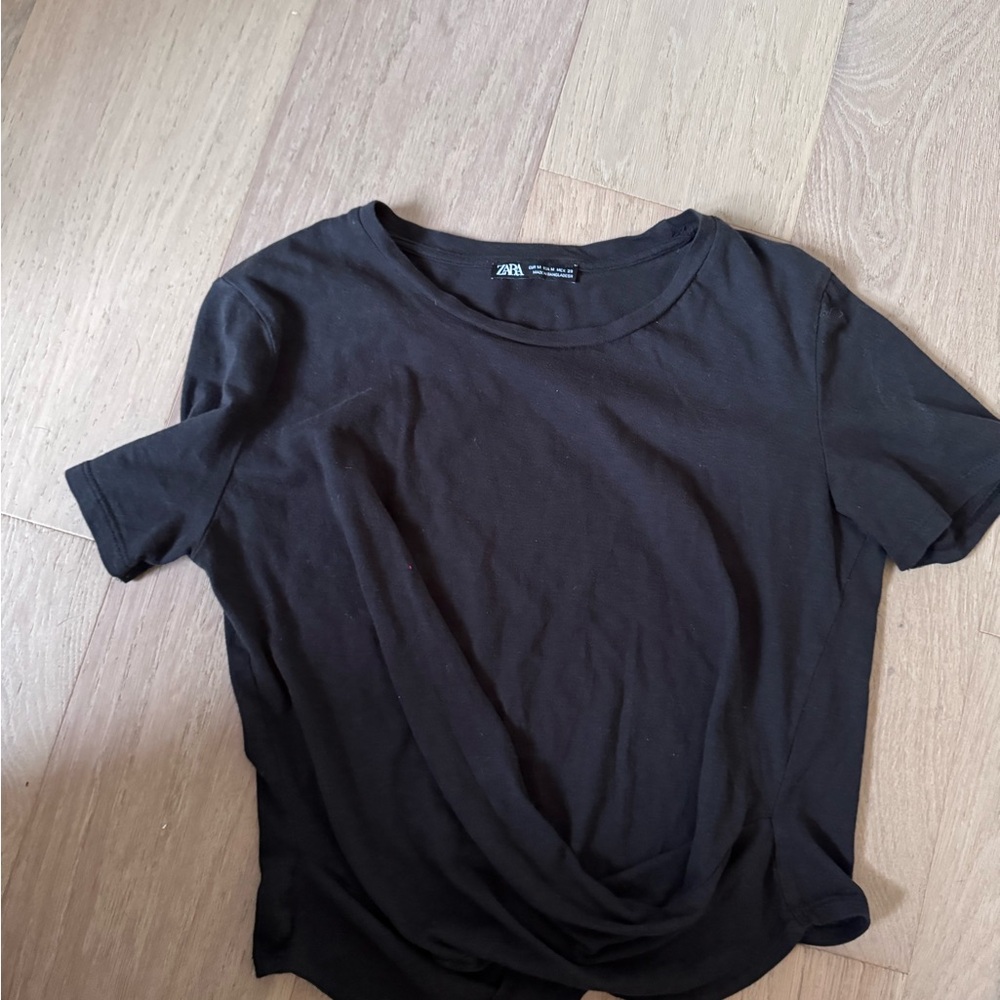 Zara Tee